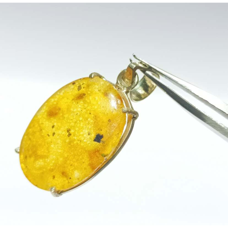 Original Amber stone 8.25 carat - Certified (With Silver)