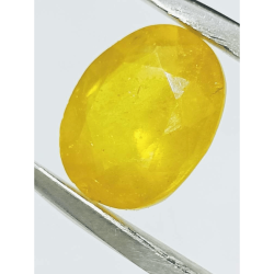 Yellow Sapphire (Pukhraj) Certified - 6.25 Carat