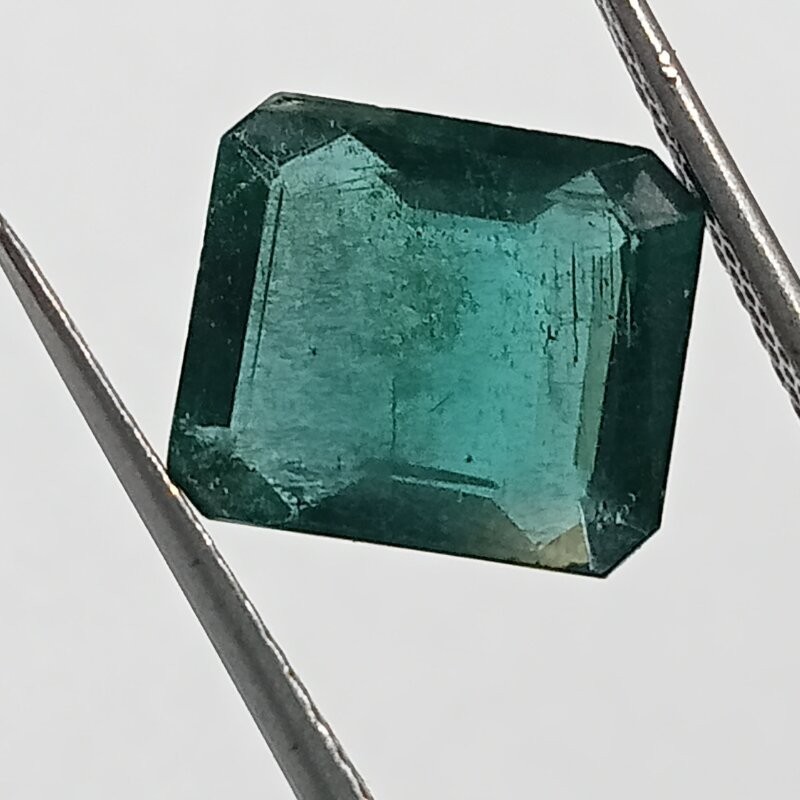 Panna Stone (Emerald) With Lab Certified - 3.55 Carat